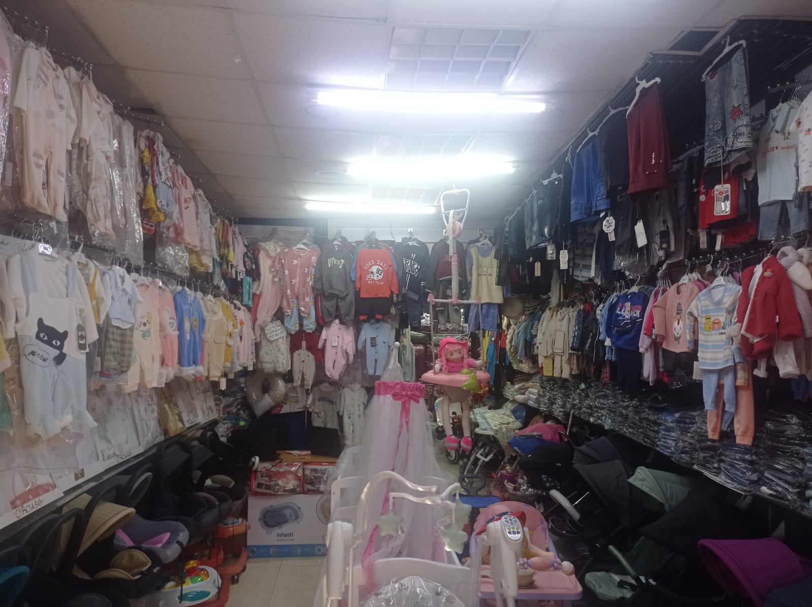 للبيع محل في رام الله والبيرة مدينة البيرة 45 متر مربع